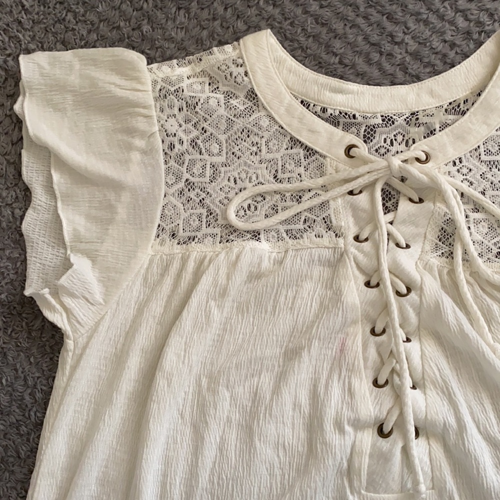 Beige Top - Picture 2 of 3